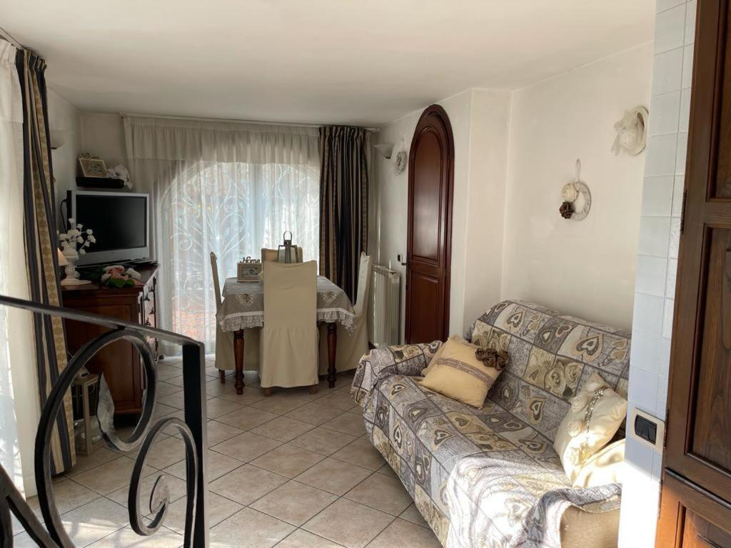 Raffinato Bilocale A Lido Di Camaiore Vicino Al Mare Eksteriør billede